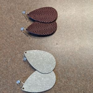 Nickel and Suede leather earrings
